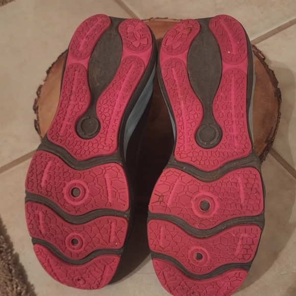 Under Armour sneakers - Picture 6 of 6